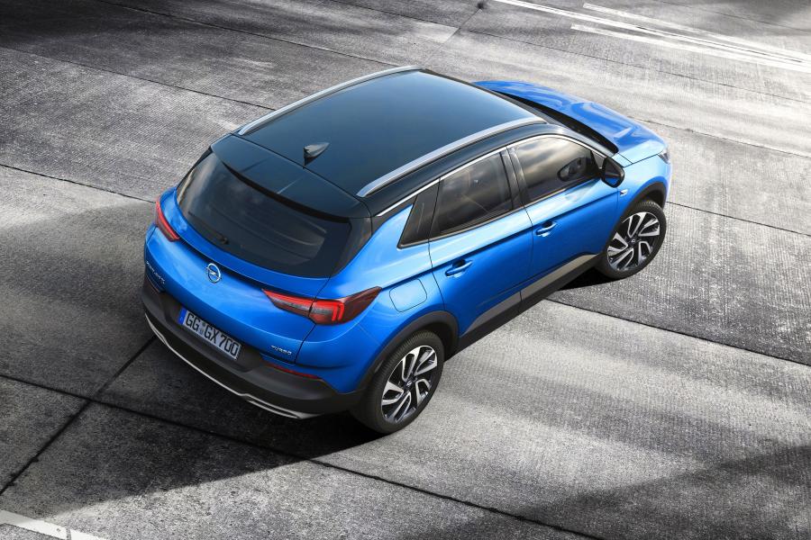  Opel Grandland X Turbo 2017 года  (фото 10 из 24)